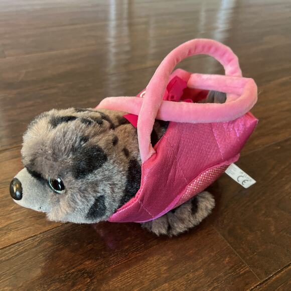 The Petting Zoo’s Seal Cape Cod 10” - Picture 4 of 8